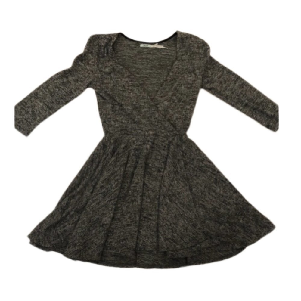 Urban Outfitters Kimchi Blue Gray Sweater V-Neck Fit and Flare Skater Dress